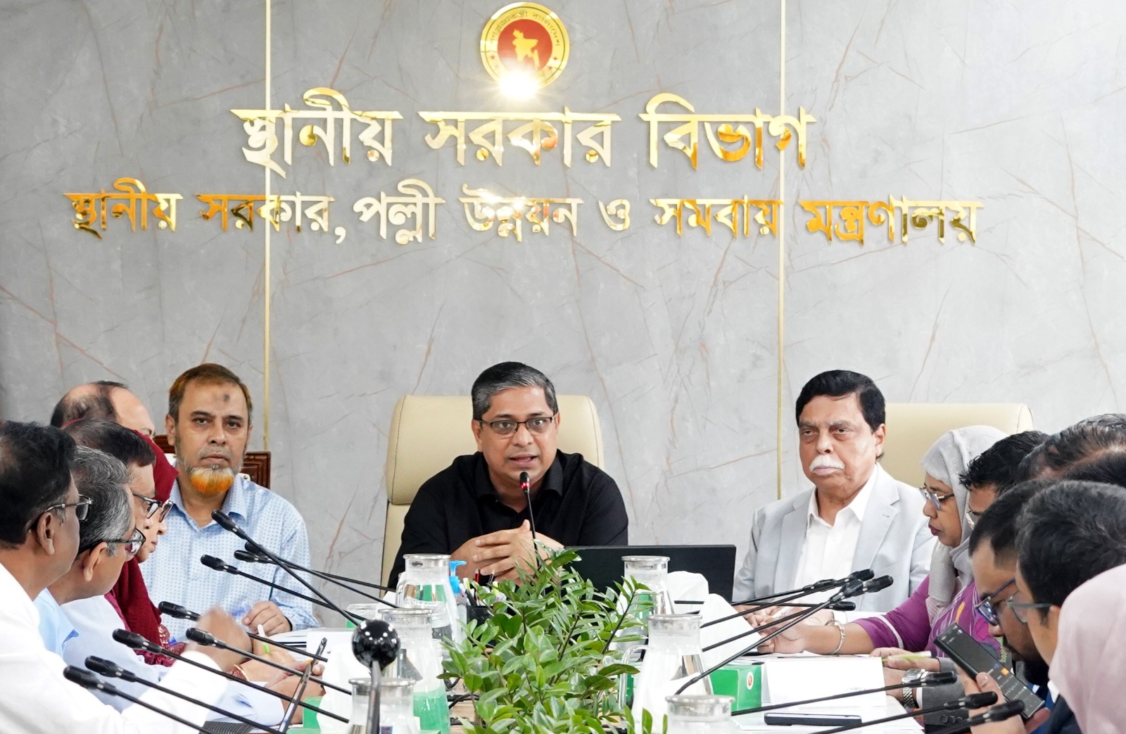 স্থানীয় সরকার মন্ত্রণালয়ের সকল দপ্তর-সংস্থায় পর্যায়ক্রমে সৌরবিদ্যুৎ চালু করা হবে